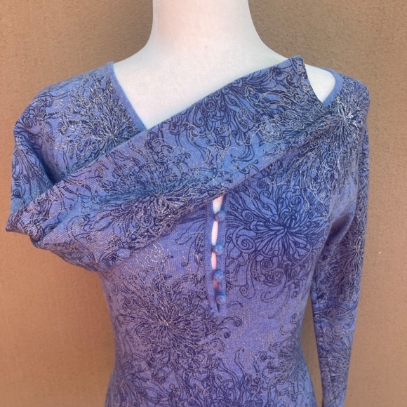 Nieman Marcus 100% Cashmere Collection Blue Floral Sweater Size Small - Picture 6 of 12